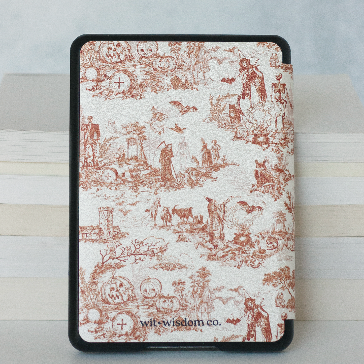 Vintage Spooky Kindle case
